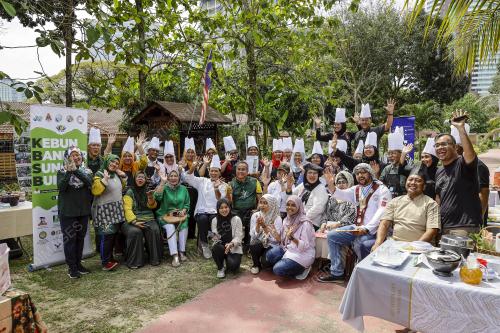 PERTANDINGAN MEMASAK DI KEBUN BANDAR SUNGAI BUNUS