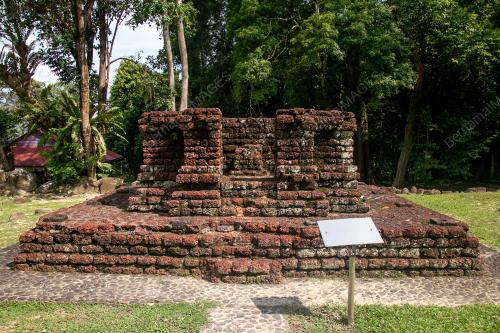 LEMBAH BUJANG