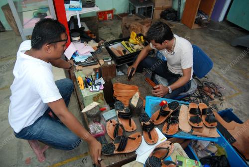 KL07_01082012_JAGO