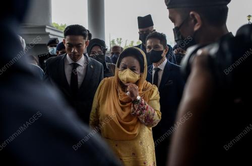 DATIN SERI ROSMAH MANSOR
