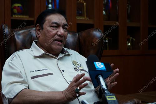 DATUK SERI AHMAD ISMAIL