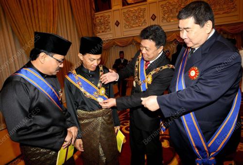 PENERIMA ANUGERAH