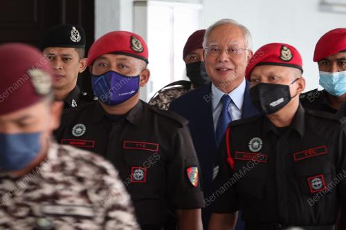 DATUK SERI NAJIB TUN RAZAK