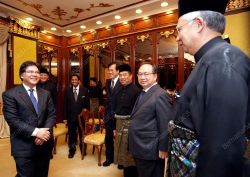 MOHD NAJIB TUN ABDUL RAZAK