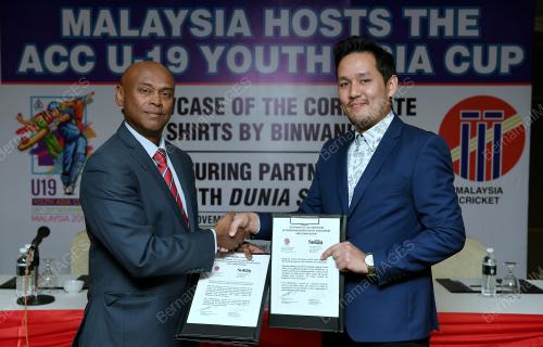 KL07_02112017_ASIA_CRICKET