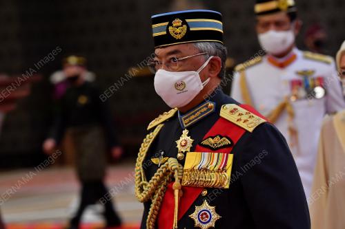 AL-SULTAN ABDULLAH RI'AYATUDDIN AL-MUSTAFA BILLAH SHAH