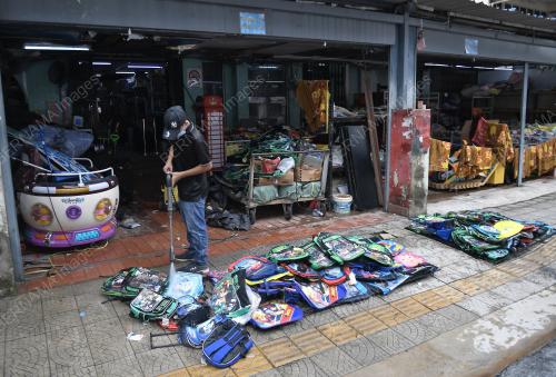 KERJA PEMBERSIHAN SELEPAS BANJIR
