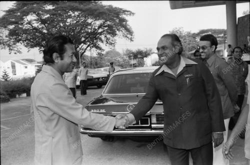 DR. MAHATHIR BIN MOHAMAD