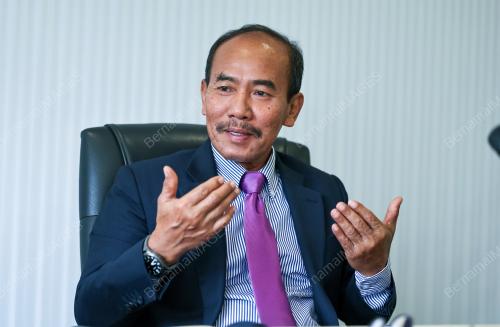TAN SRI DR ISMAIL BAKAR