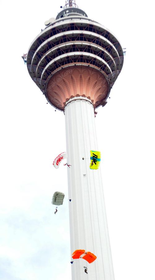 KL07_03102016_MENARA