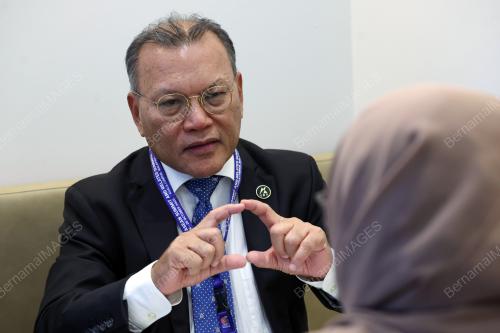 DATUK AZMAR TALIB