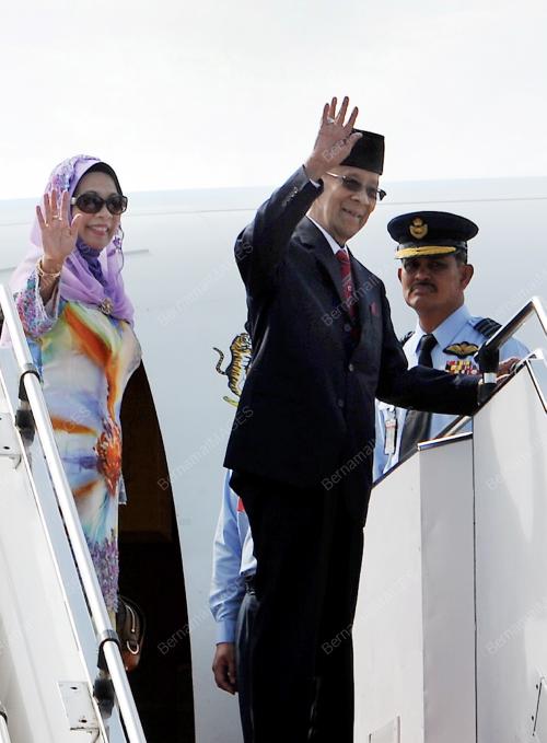 KL07_03122012_AGONG