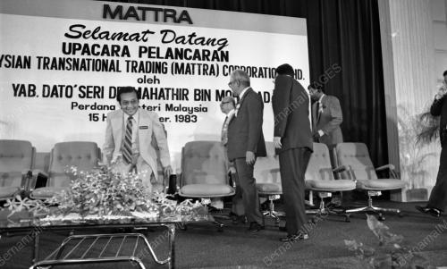 KL07_04022015_LANCAR_TRANSNATIONAL
