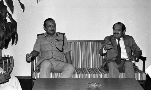 MOHAMMED HANIFF BIN OMAR