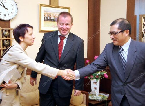 DATUK RONALD KIANDEE