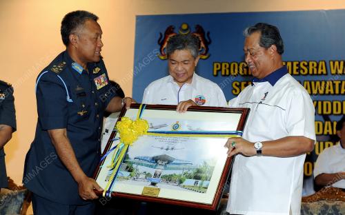 KL07_04102012_TPM_TUDM