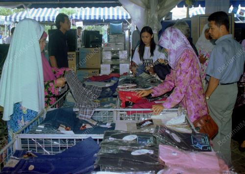 KL07_05022016_BAZAARA