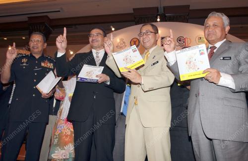 DATUK SERI HISHAMMUDDIN TUN HUSSEIN