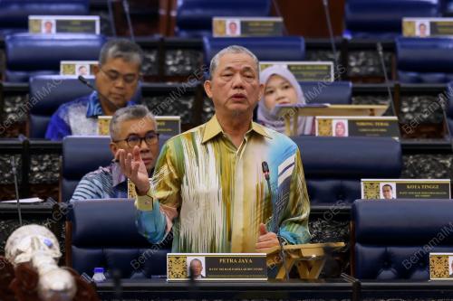DATUK SERI FADILLAH YUSOF
