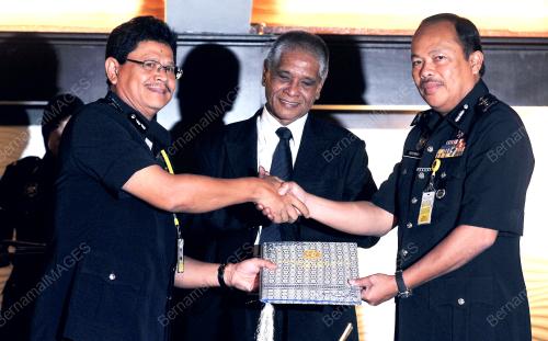 KL07_06012014_POLIS