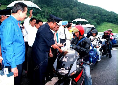 KEMPEN JALANRAYA