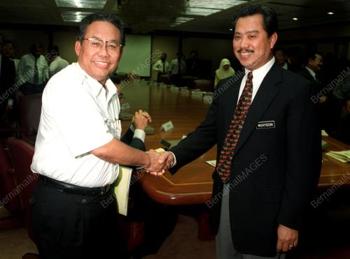 KL07_06012016_PERSATUAN_PENGGUNA