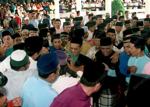 KL07_06012016_SOLAT_RAYA
