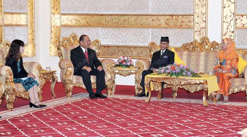 KL07_06022013_AGONG