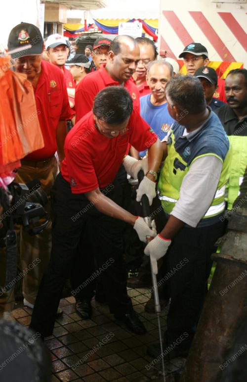 RAJA NONG CHIK RAJA ZAINAL ABIDIN