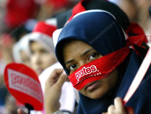PROTES SEJUTA RAKYAT
