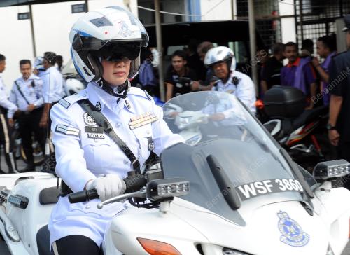 KL07_06072015_TRAFIK_HELMET