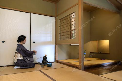 JAPANESE TEA CEREMONY
