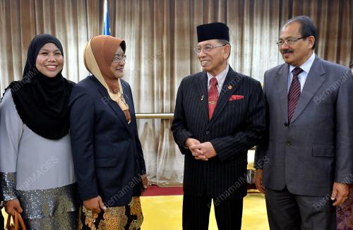 KL07_06112015_ANGKAT_SUMPAH