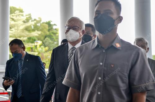 DATUK SERI NAJIB TUN RAZAK