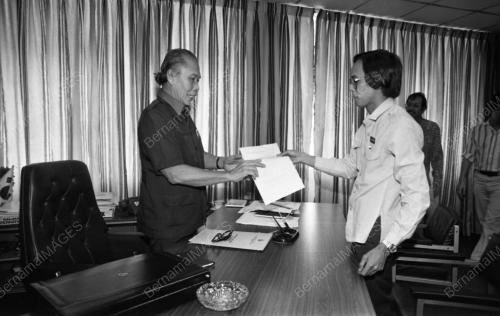 KL07_07072015_SURAT_PENCALONAN