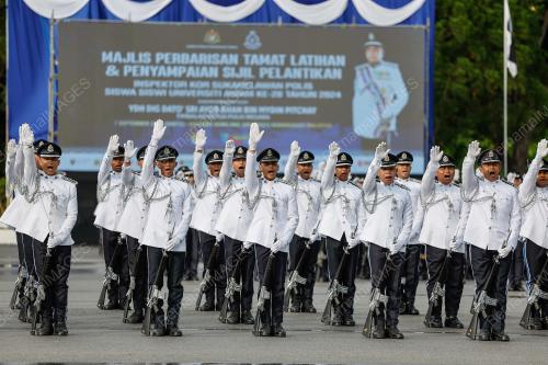 KOR SUKARELAWAN POLIS SISWA SISWI
