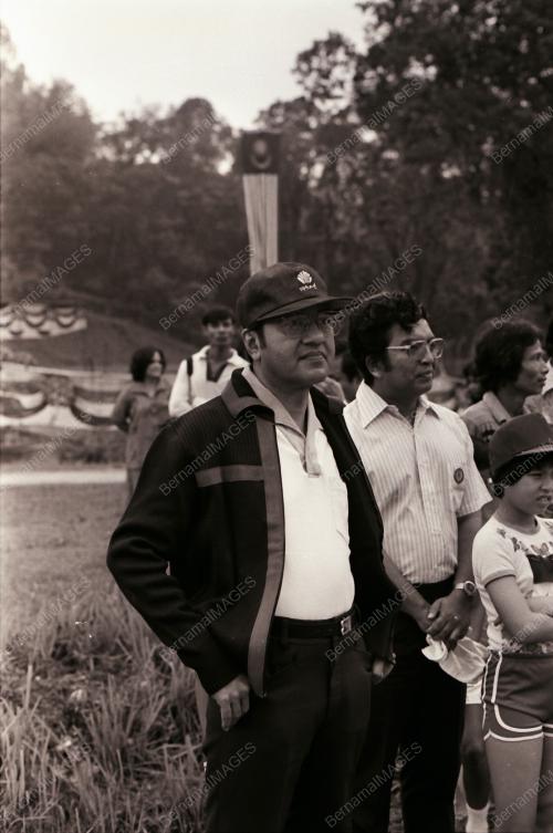 DATUK SERI DR. MAHATHIR BIN MOHAMAD