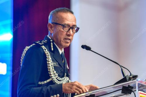 MOHD AZMAN AHMAD SAPRI