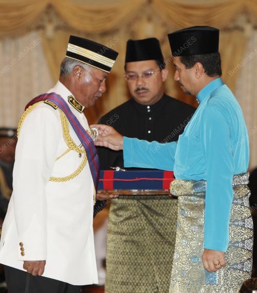 TUANKU MIZAN ZAINAL ABIDIN