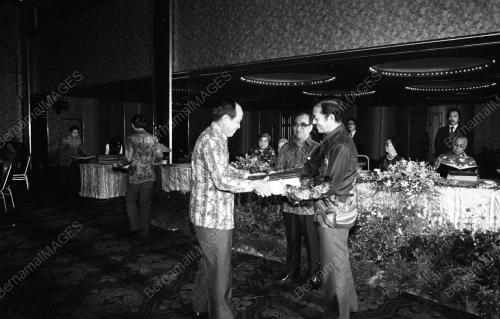 KL07_08102015_PETRONAS