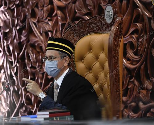 DATUK AZHAR AZIZAN HARUN