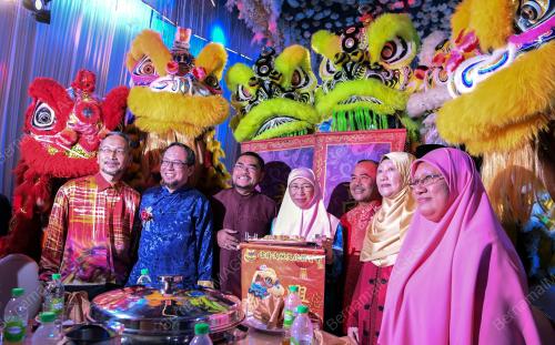 DATUK SERI DR WAN AZIZAH WAN ISMAIL