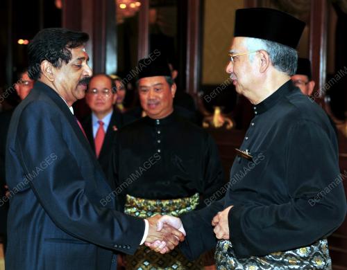 MOHD NAJIB TUN ABDUL RAZAK