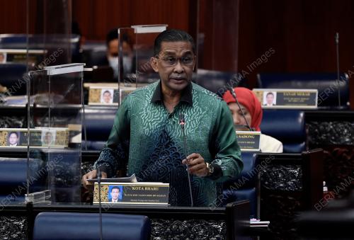 DATUK SERI TAKIYUDDIN HASSAN