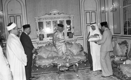 KL07_10032015_DUTA_ARAB