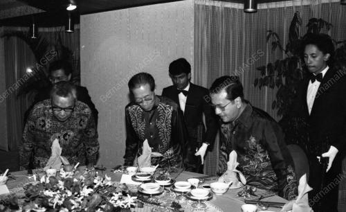 KL07_10032015_MAKAN_MALAM