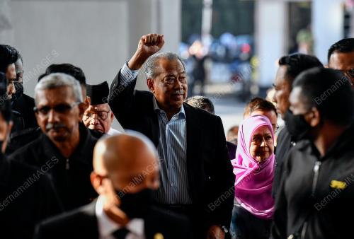 TAN SRI MUHYIDDIN MOHD YASSIN
