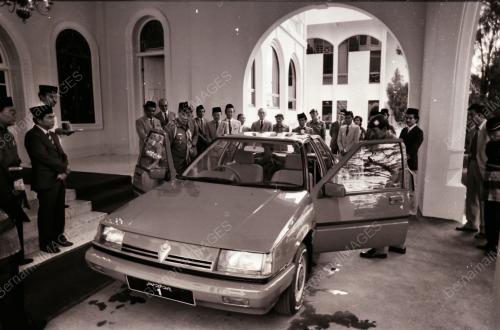 SULTAN ISKANDAR