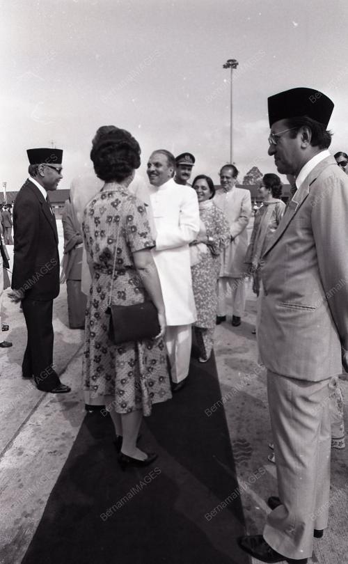 PRESIDEN PAKISTAN JENERAL MUHAMMAD ZIA