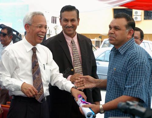 SHAHRIR ABDUL SAMAD